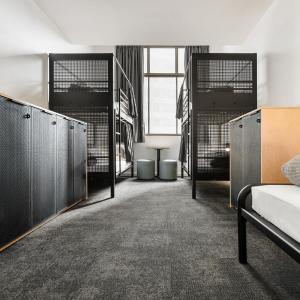 Bed in 5-Bed Mixed Dormitory Room with Shared Bathroom