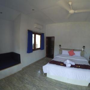 Deluxe Double Room with Pool View