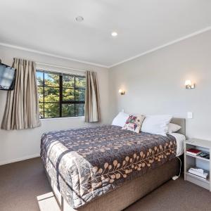 One bedroom suite with spa bath