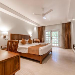 Cardamom Crest- Non AC with 10% off on session of Spa,Buffet/Drinks/a la carte & Complimentary Bonfire,Plantation Walk