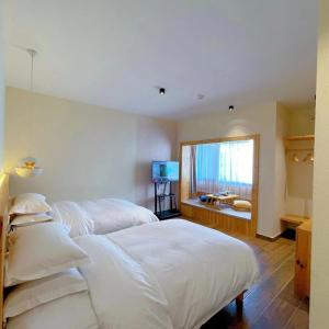 Deluxe Twin Room With Window 