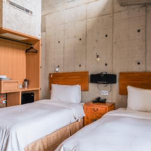 Standard Twin Room with Sea View