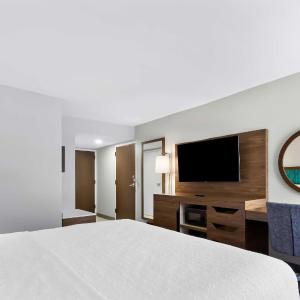 King Room - Mobility Access/Non-Smoking