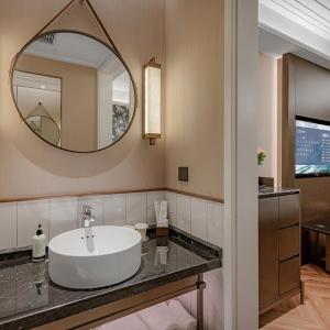 Executive Premier Suite