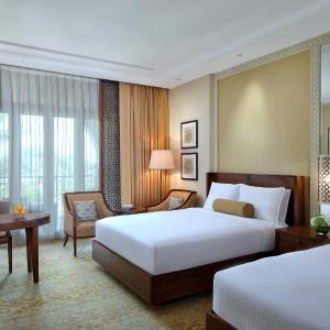 Club Garden Room, 2 Queen Beds, Club Lounge Access with 5 Culinary Presentations Including Breakfast and Free Flowing Beverages
