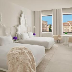 Loft with Two Queen Beds