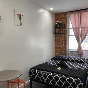Standard Double Room with Shared Bathroom