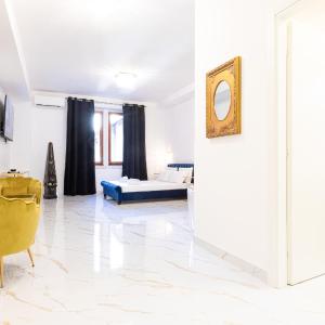 Deluxe Suite with Jacuzzi