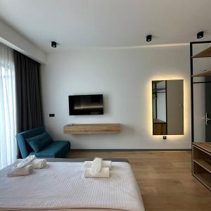 Deluxe Double or Twin Room with Balcony