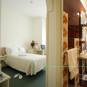 Economy Single Room