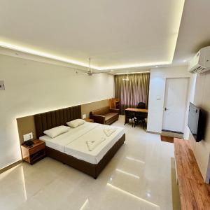 Superior King Room
