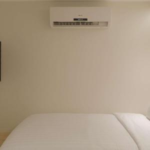 Standard Single Room - Non-Smoking