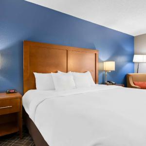 King Room with Whirlpool - Non-Smoking