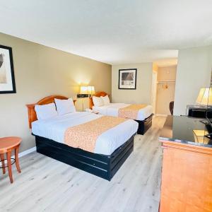 Double Room with Two Double Beds - Non-Smoking