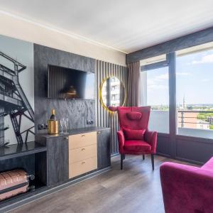 Superior Suite with Garden View