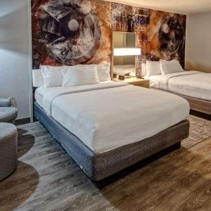 Queen Room with Two Queen Beds