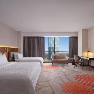 1 Twin Bed and 1 King Bed, Family Guest Room