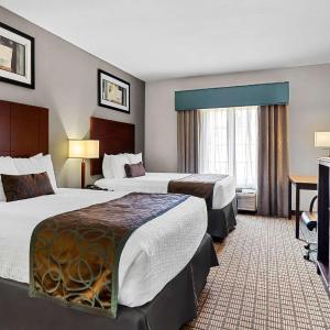 Queen Room with Two Queen Beds - Non-Smoking
