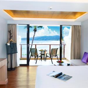 Deluxe Seaview