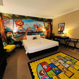 Kids Safari Room 