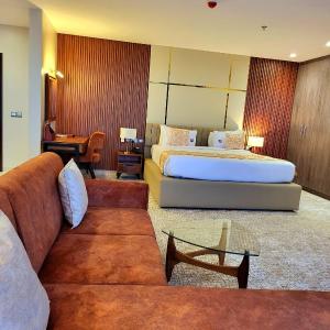 Deluxe Junior Suite