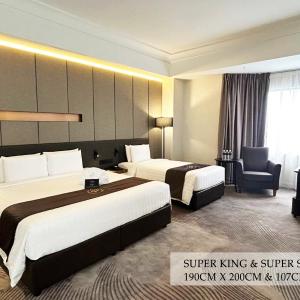 Pearl Executive Studio King (comes with free breakfast, hi-tea & supper)