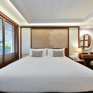 Two-Bedroom Premium Suite 