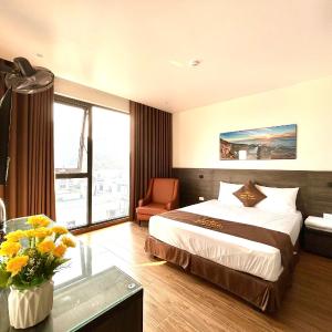 Double Room with Mountain View