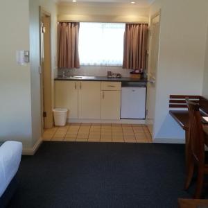 Deluxe Family Room with Bath