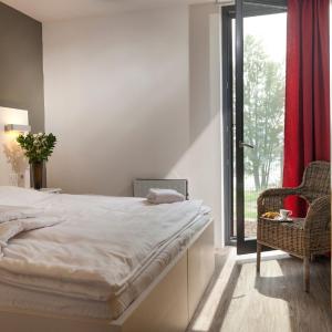 One-Bedroom Bungalow