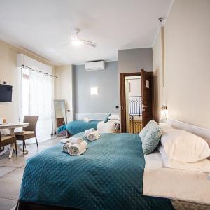 Triple Room with Balcony