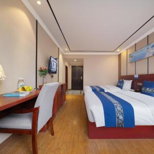 Double or Twin Room with Shower