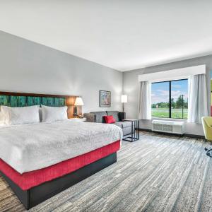 King Room with Sofa Bed