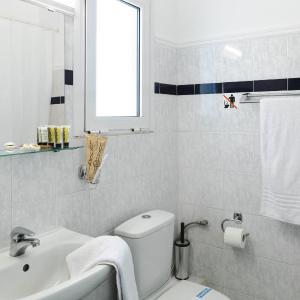 Triple Room with City View