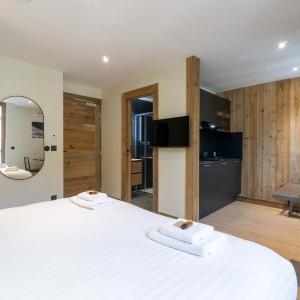Superior Double Room with Kitchen