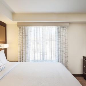 One-Bedroom King Suite