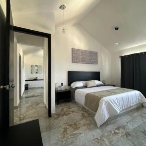 Suite with Mountain View