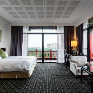 Suite with City View