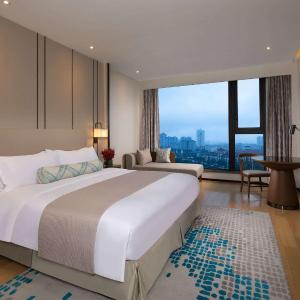 Executive King Room - Non-Smoking