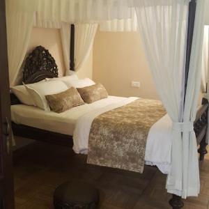Garden Heritage Deluxe Suite