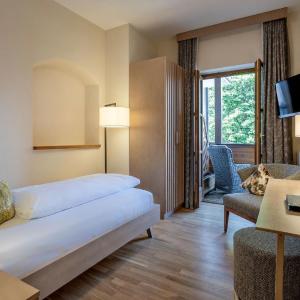 Single Room with Balcony