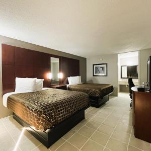 Deluxe Queen Room