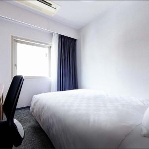 Compact Double Room - Non-Smoking