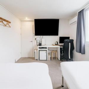 Twin 1PC - OTT free
