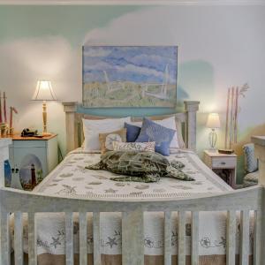 Deluxe Queen Suite - Pet Friendly 