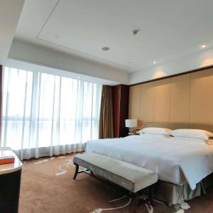 Superior King Room - Non-Smoking