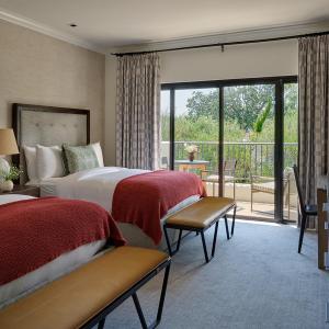 Ojai Luxury Two Queen Beds