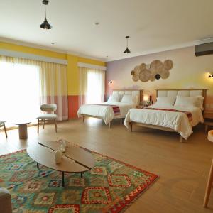 Deluxe Family Suite