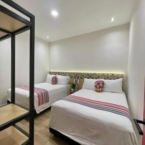 Three-Bedroom Deluxe Apartment