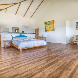 Deluxe Suite with Sea View